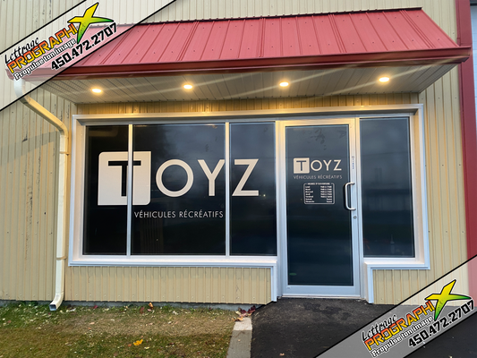 Lettrage de vitrine pour Toyz Récréatif